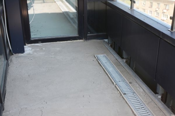 Cost of Veranda Drain Installation in Kansas City